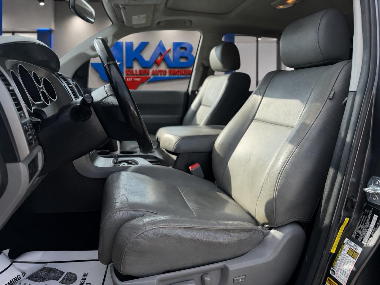 Toyota Sequoia  2015