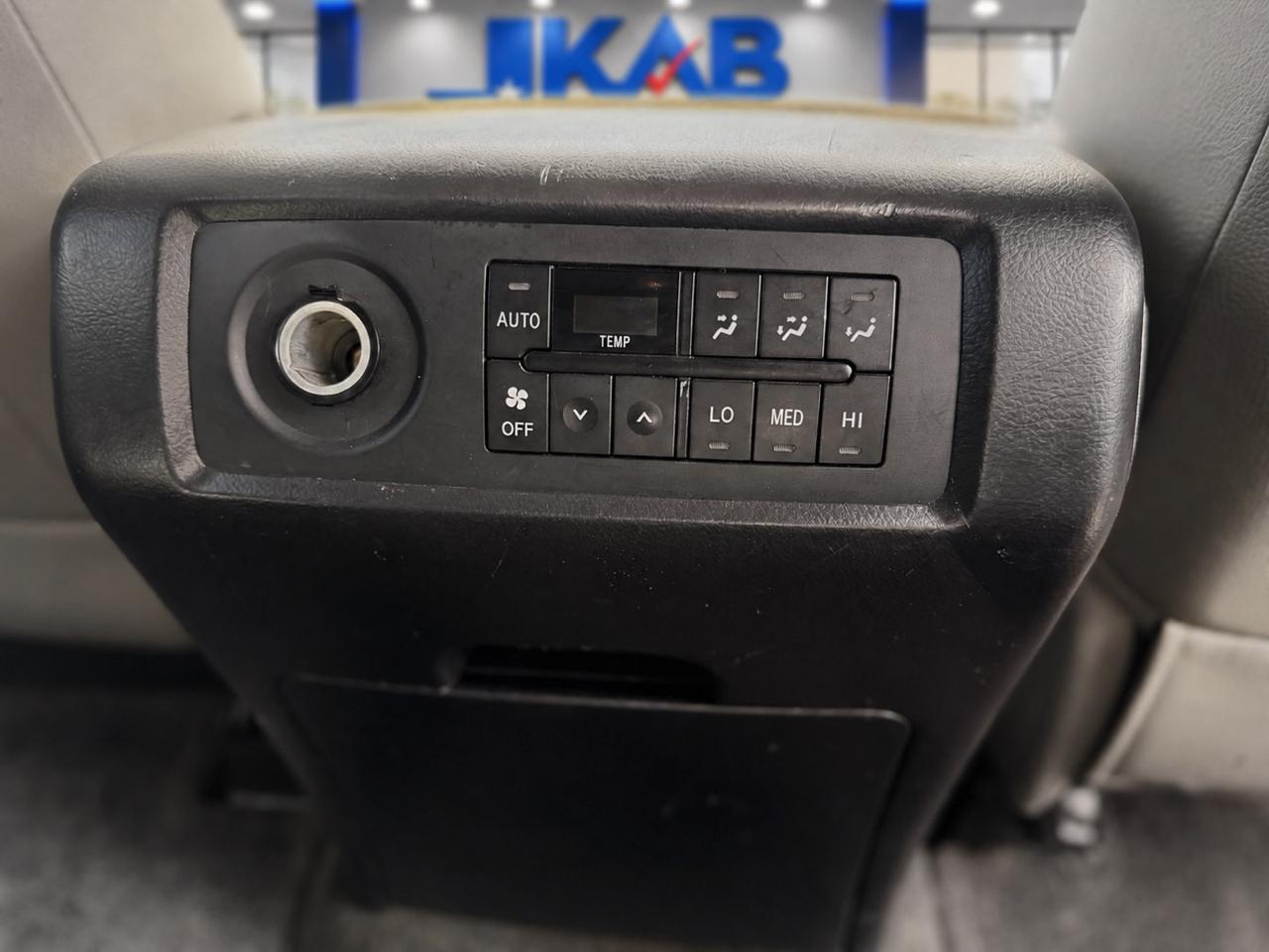 Toyota Sequoia  2015