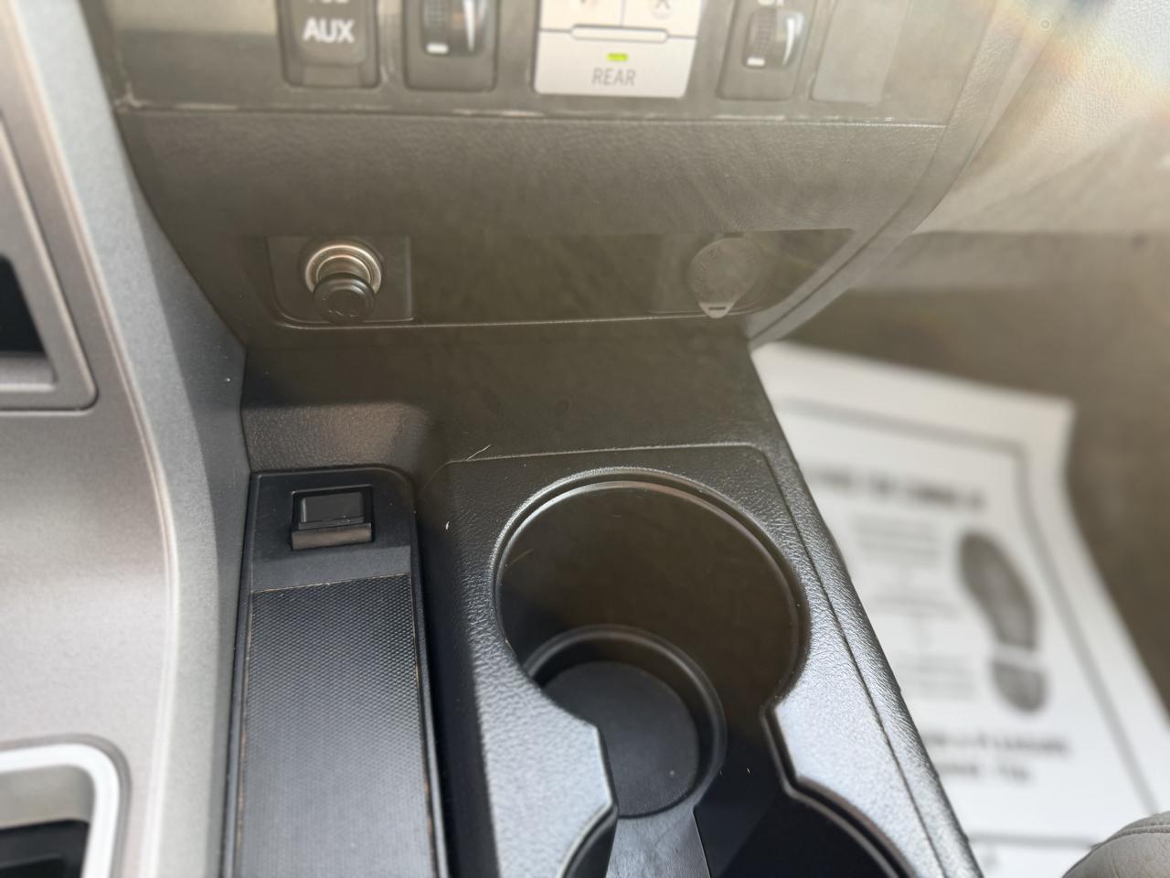 Toyota Sequoia  2015