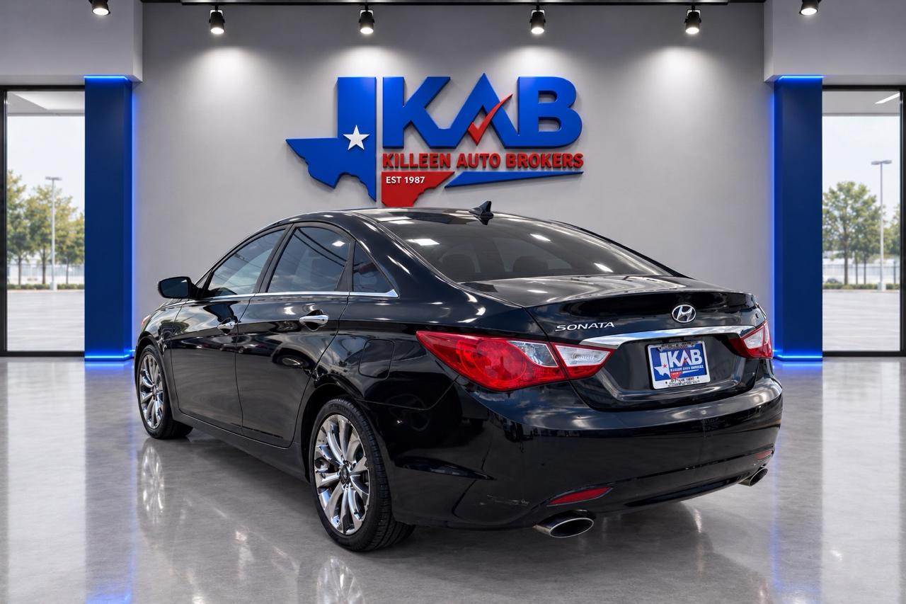 Hyundai Sonata  2011