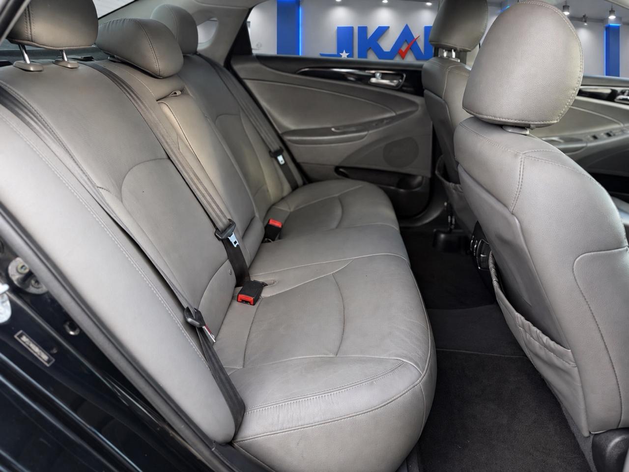 Hyundai Sonata  2011