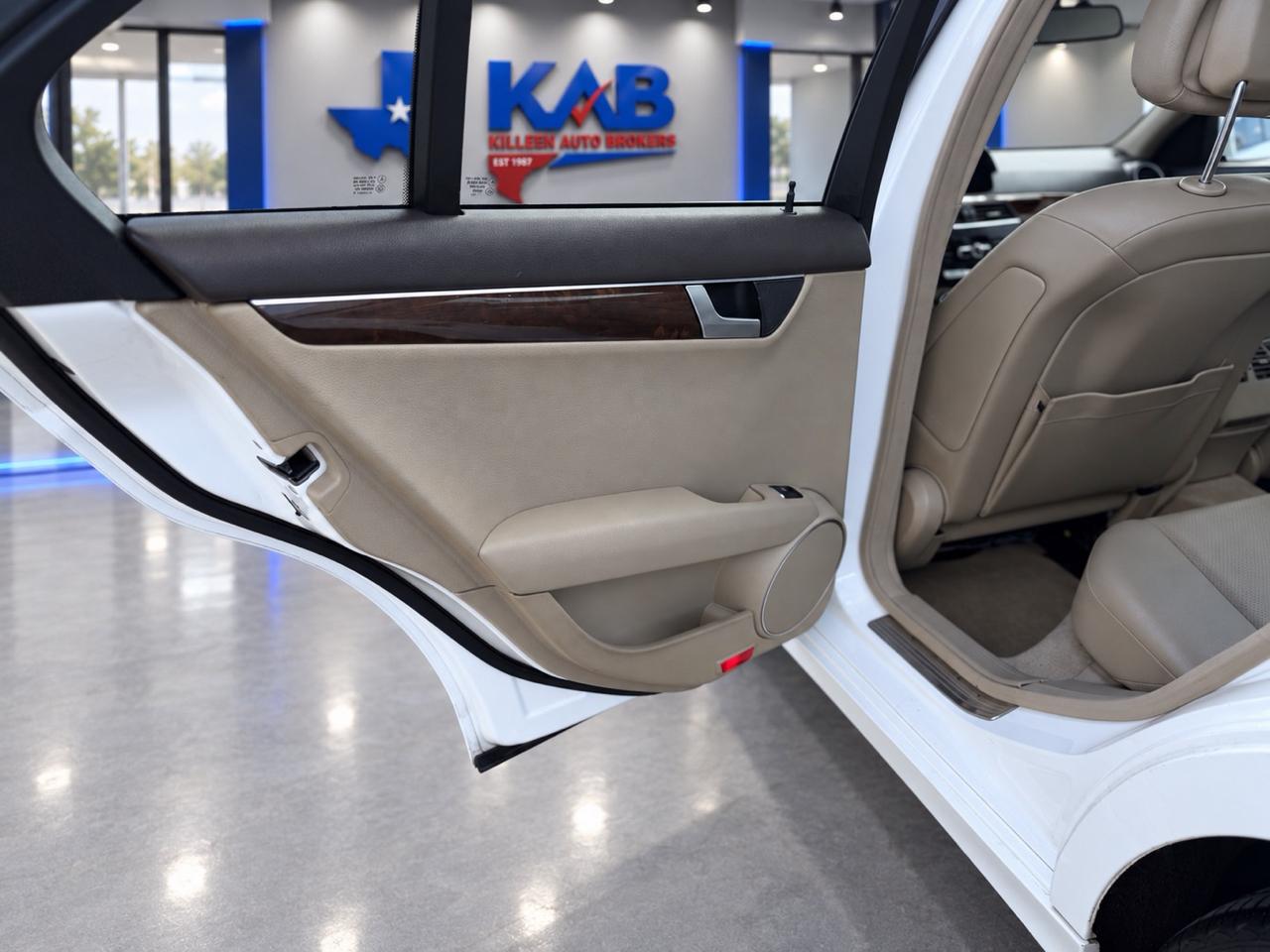 Mercedes-Benz C-Class  2013