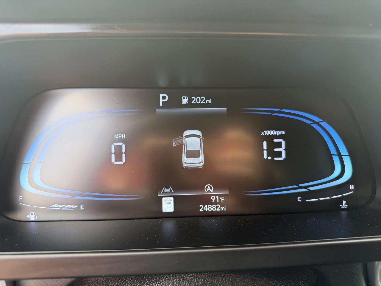 Hyundai Elantra  2025