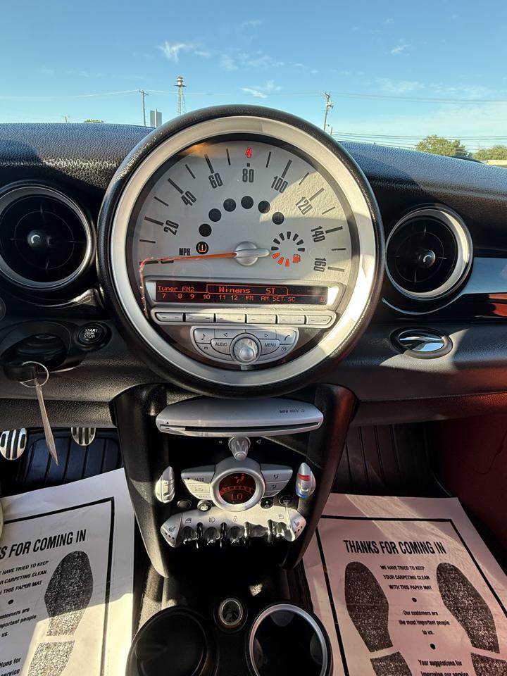 MINI Cooper  2009