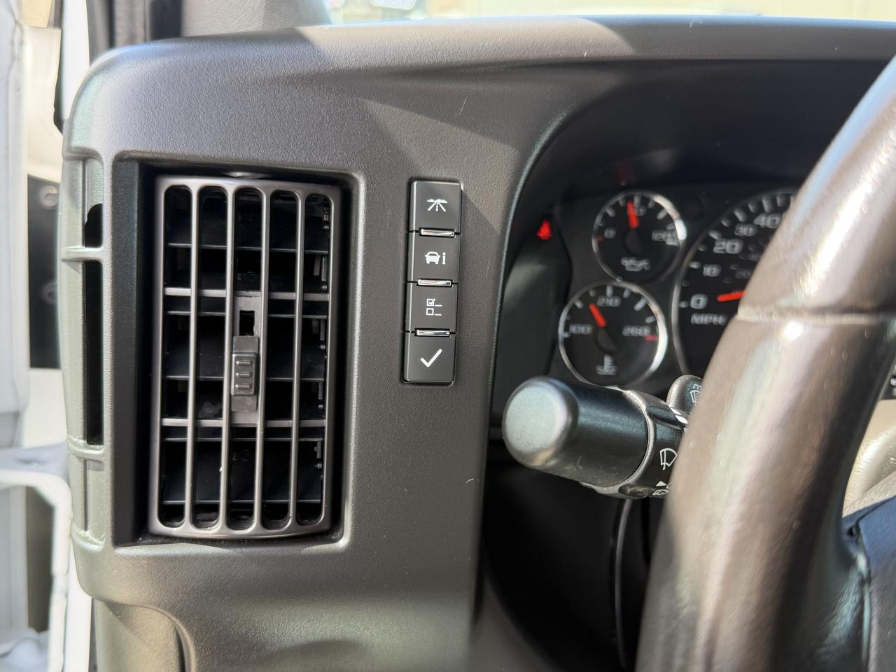Chevrolet Express  2023