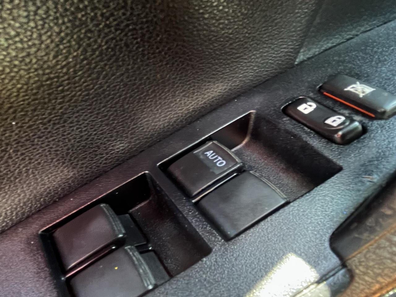 2015 Toyota Corolla S Plus - Photo 18