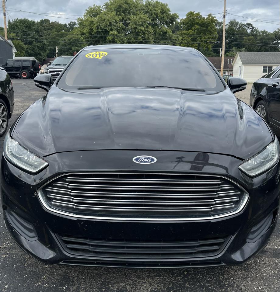 Ford Fusion photo 3