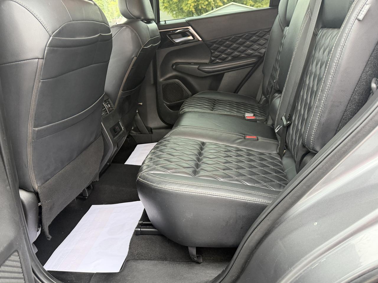 Mitsubishi Outlander photo 11