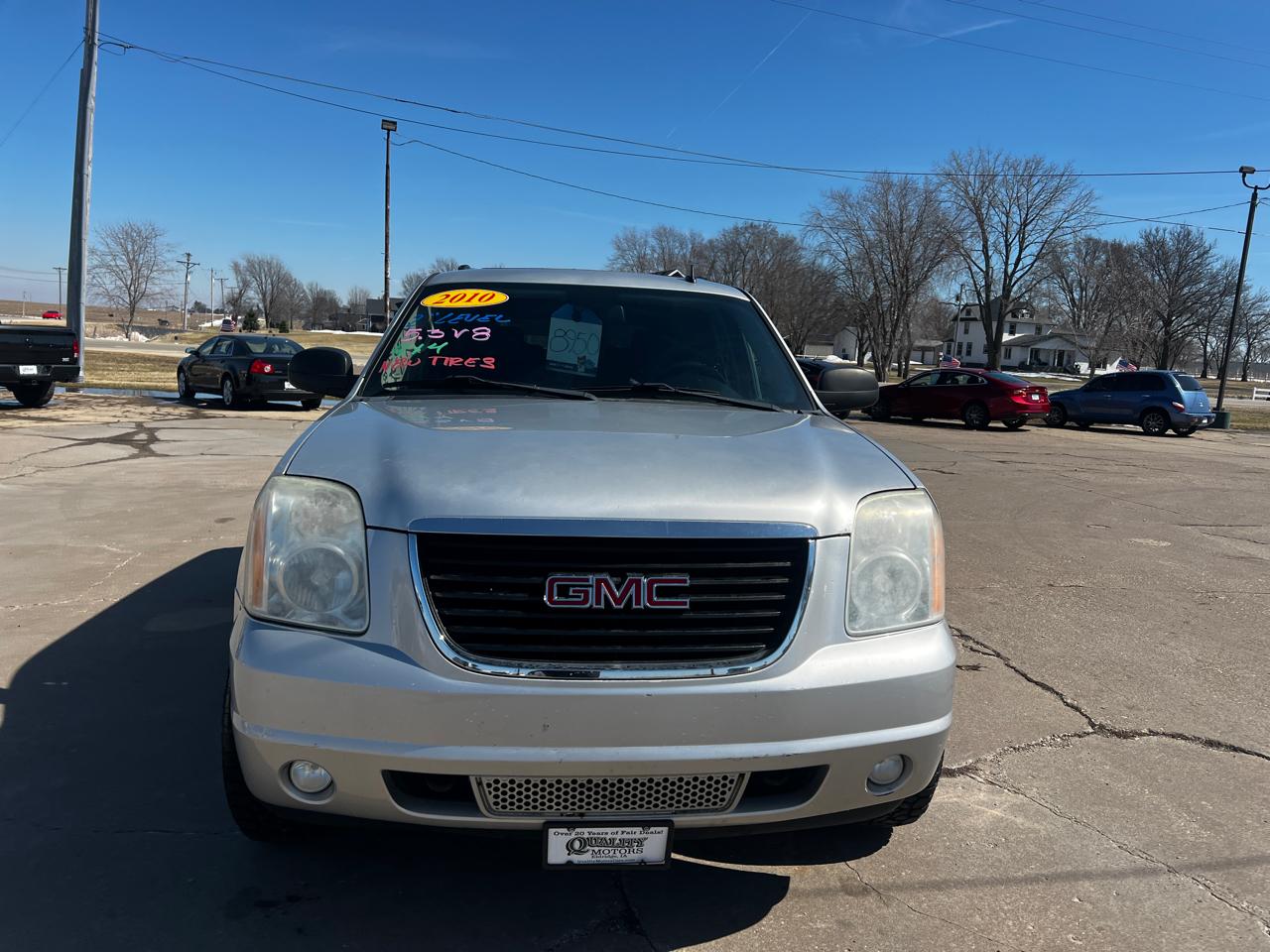 GMC Yukon 4WD 4dr 1500 SLE 2010