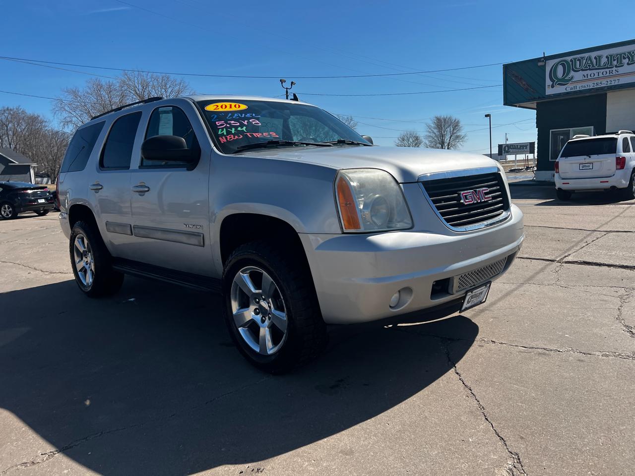GMC Yukon 4WD 4dr 1500 SLE 2010