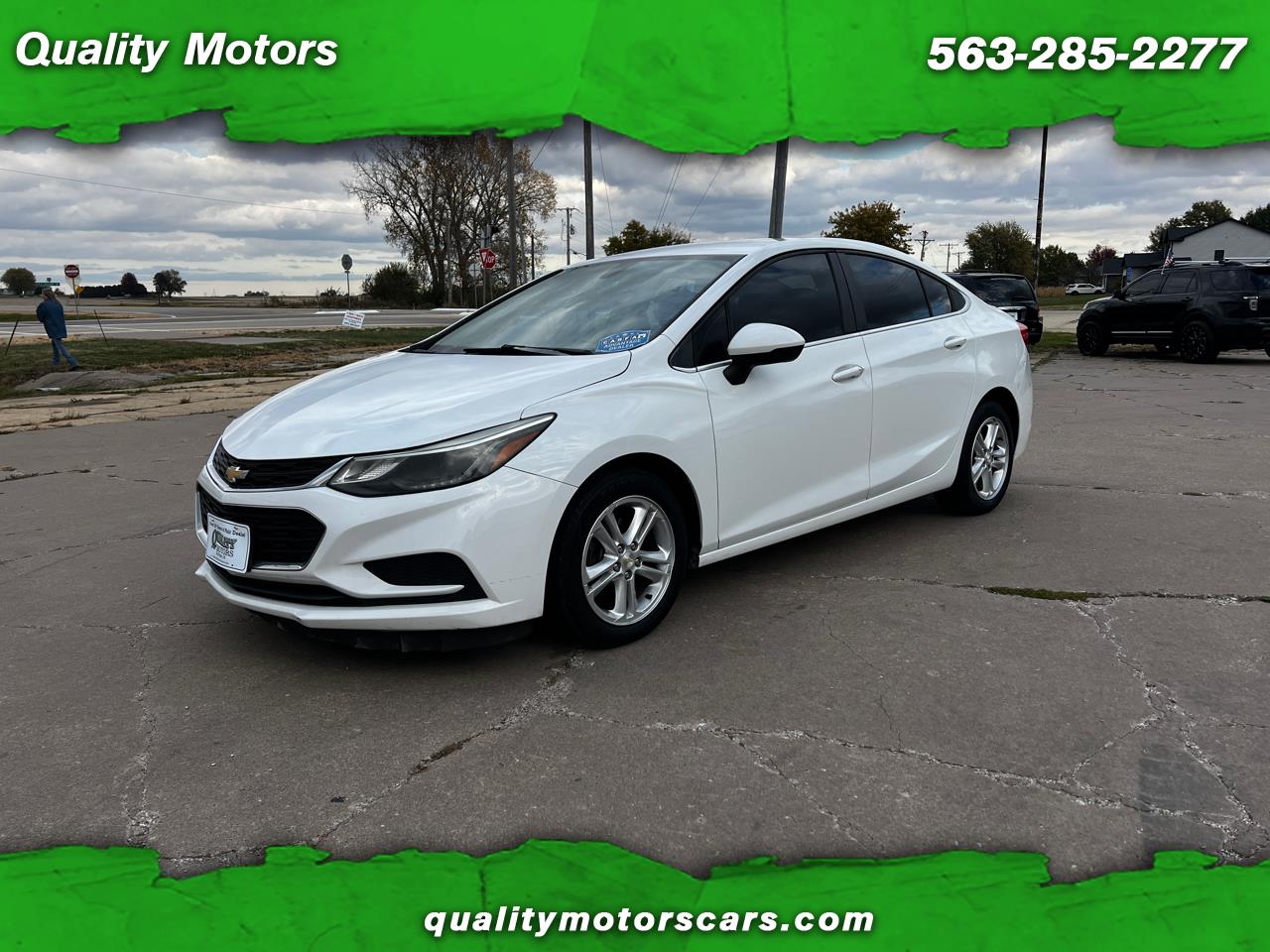 2017 Chevrolet Cruze 4dr Sdn 1.4L LT w/1SD