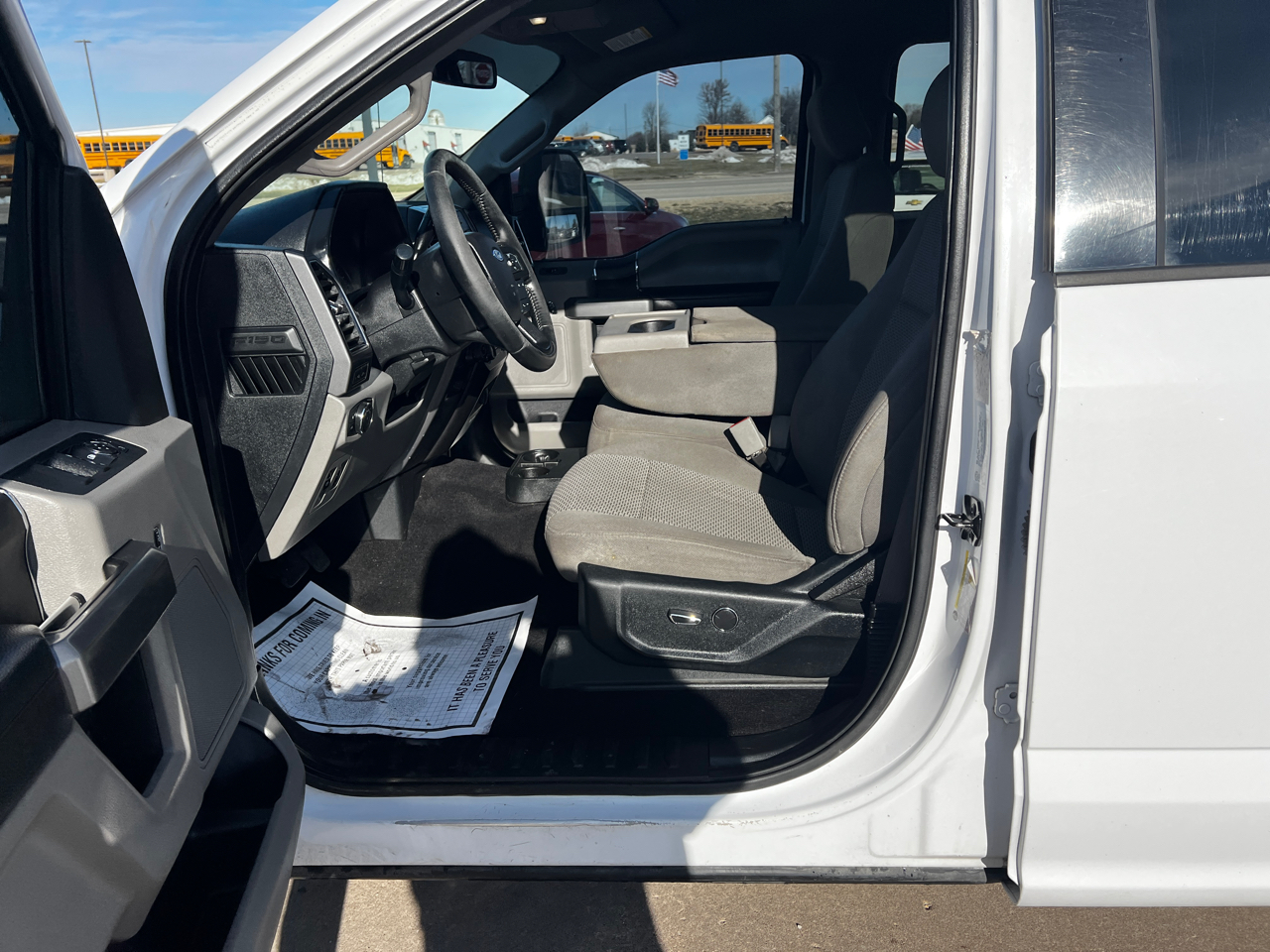 Ford F-150 4WD SuperCrew 150" XLT 2018