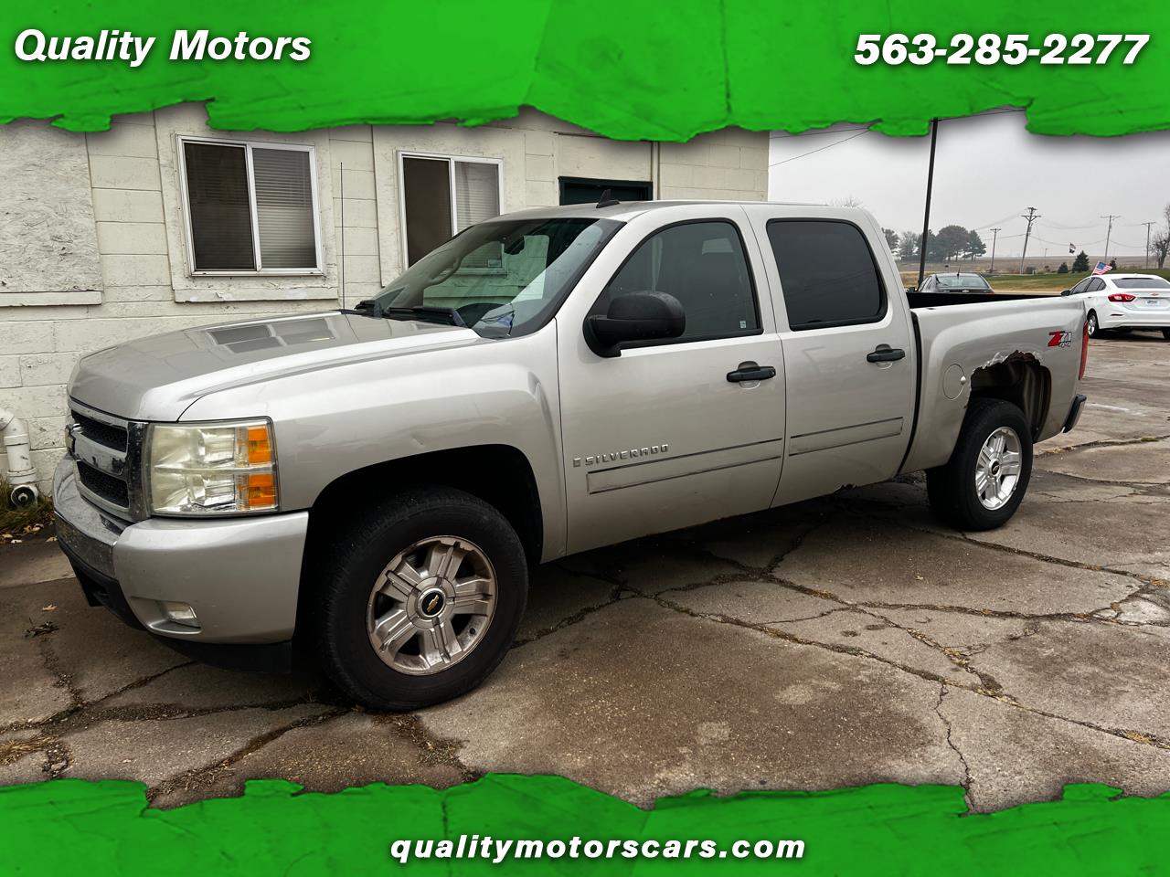 2008 Chevrolet Silverado 1500 4WD Crew Cab 143.5" LT w/1LT