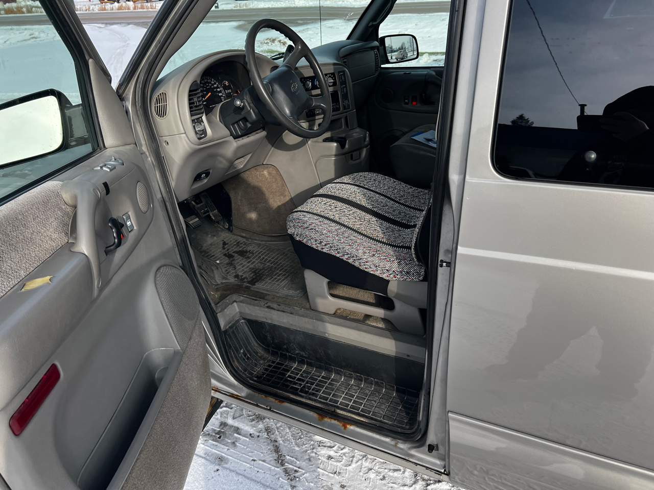 Chevrolet Astro Passenger Ext 111" WB AWD 2003