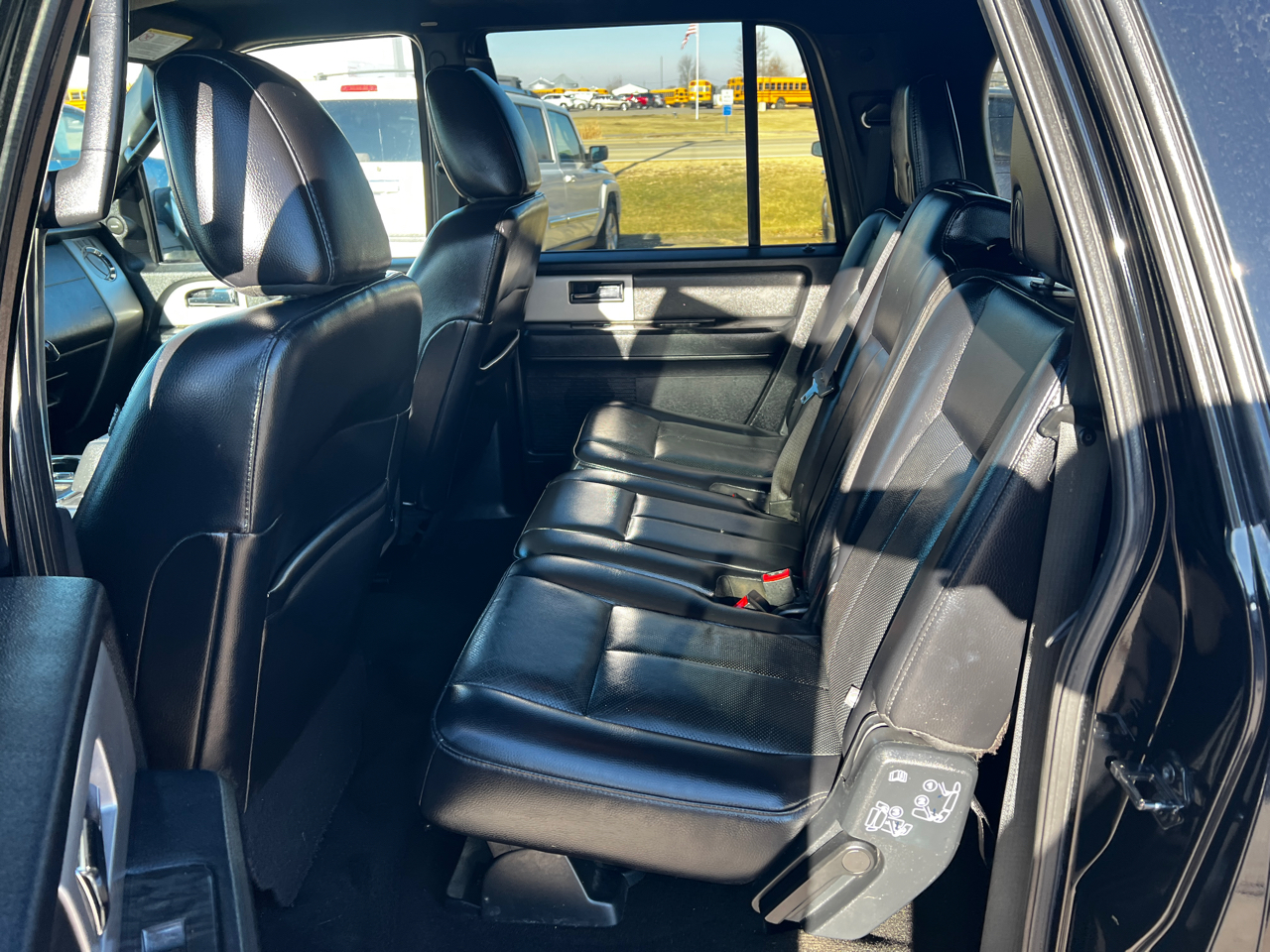 Ford Expedition EL 4WD 4dr Limited 2016