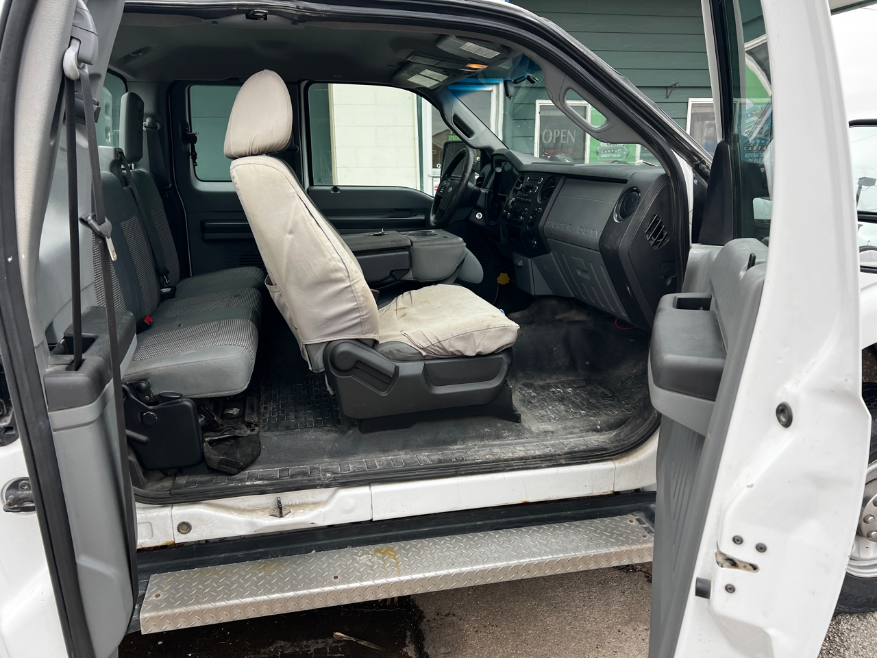 Ford Super Duty F-250 SRW 4WD SuperCab 142" Lariat 2012