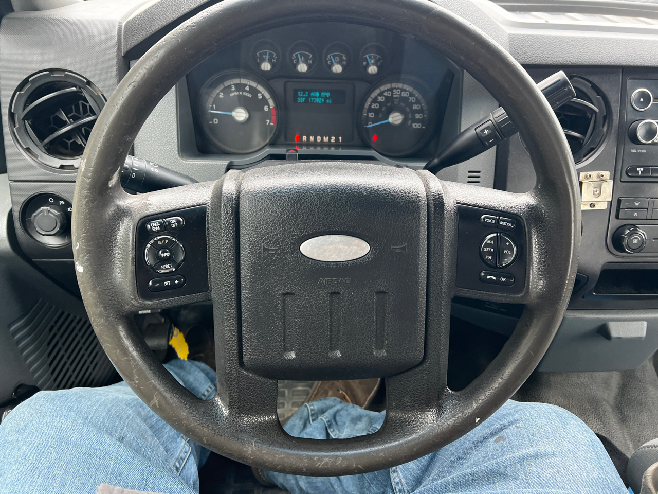 Ford Super Duty F-250 SRW 4WD SuperCab 142" Lariat 2012