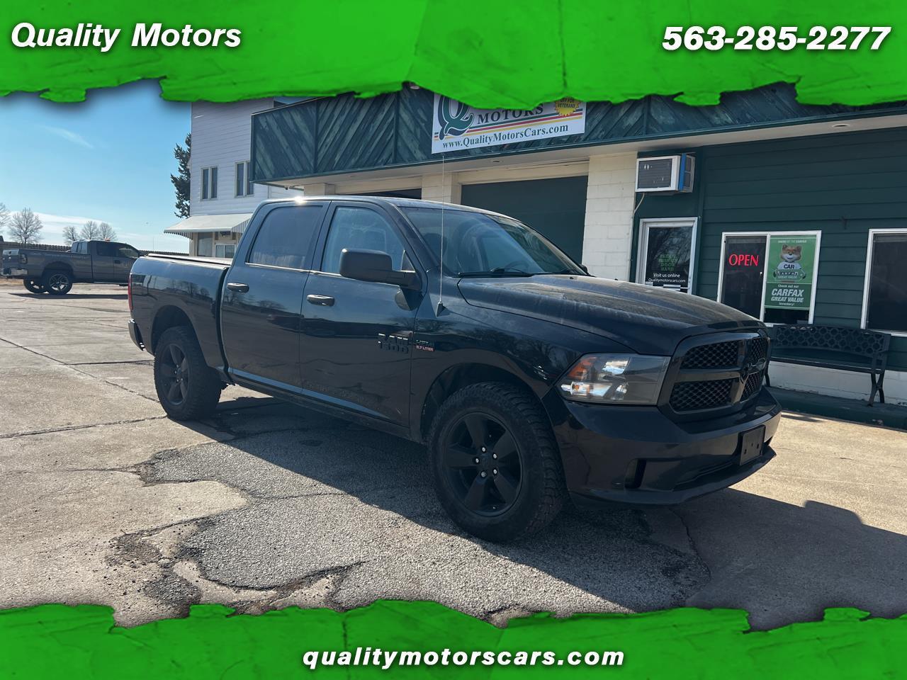 2016 RAM 1500 4WD Crew Cab 140.5" Express