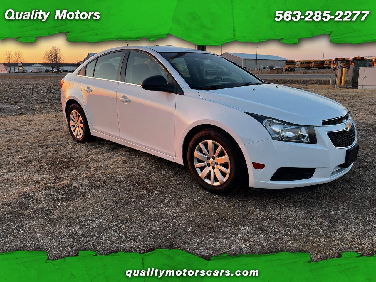 2011 Chevrolet Cruze 4dr Sdn LS