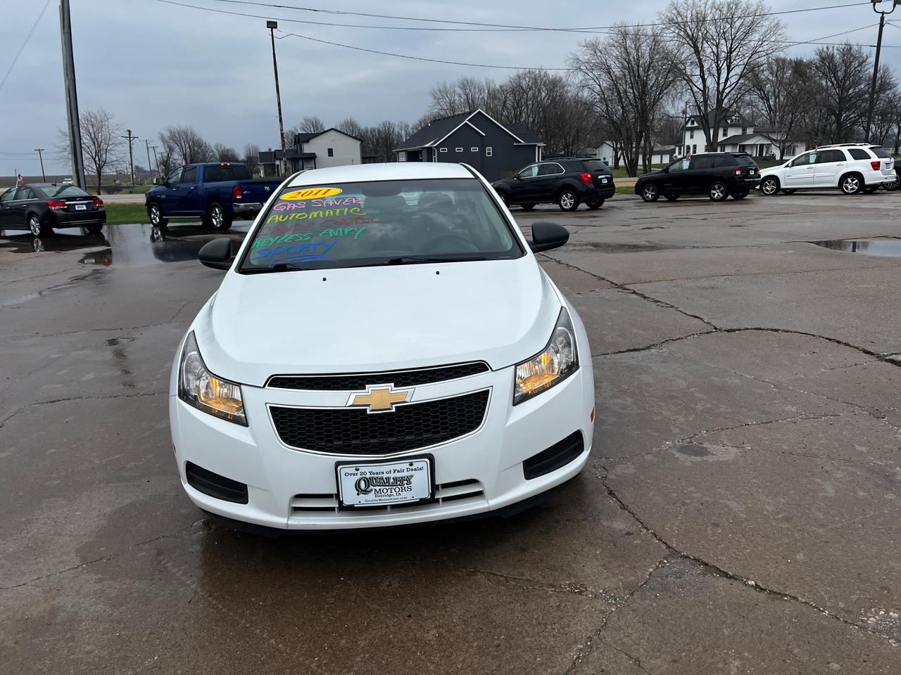 Chevrolet Cruze 4dr Sdn LS 2011