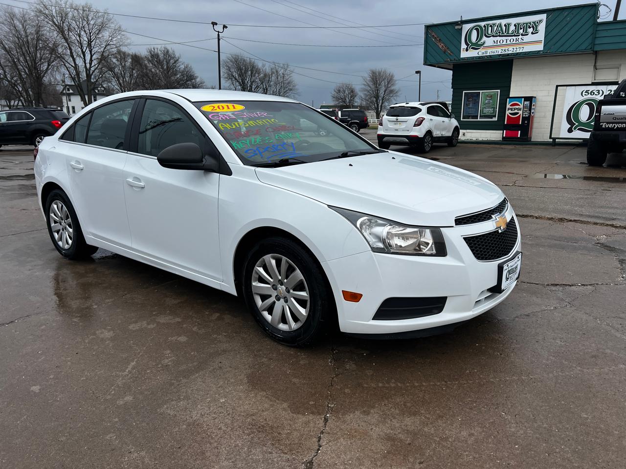 Chevrolet Cruze 4dr Sdn LS 2011