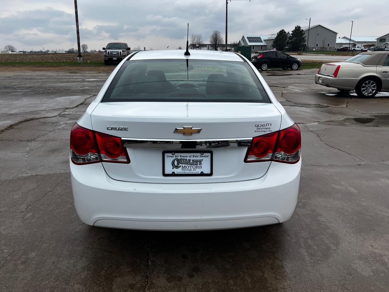 Chevrolet Cruze 4dr Sdn LS 2011