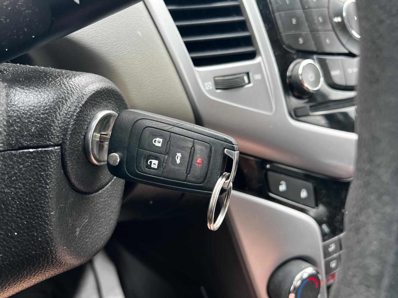 Chevrolet Cruze 4dr Sdn LS 2011