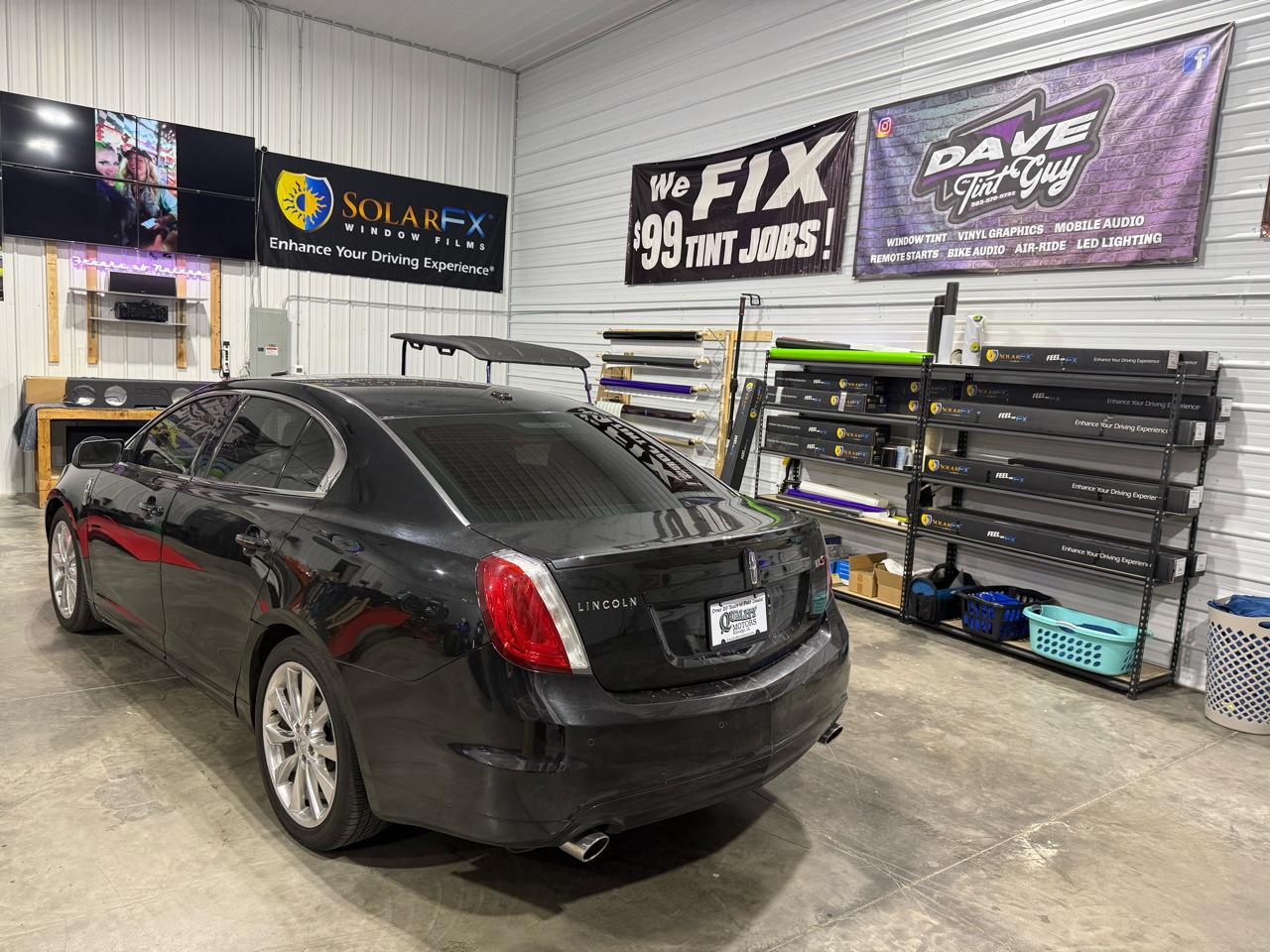 Lincoln MKS 4dr Sdn 3.5L AWD w/EcoBoost 2012