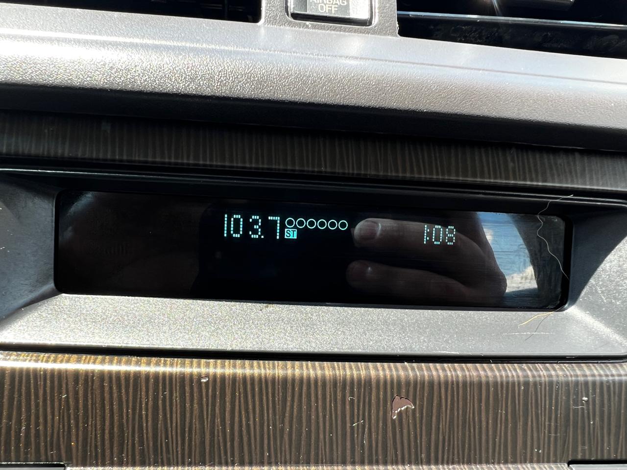 Mercury Milan 4dr Sdn Premier FWD 2010