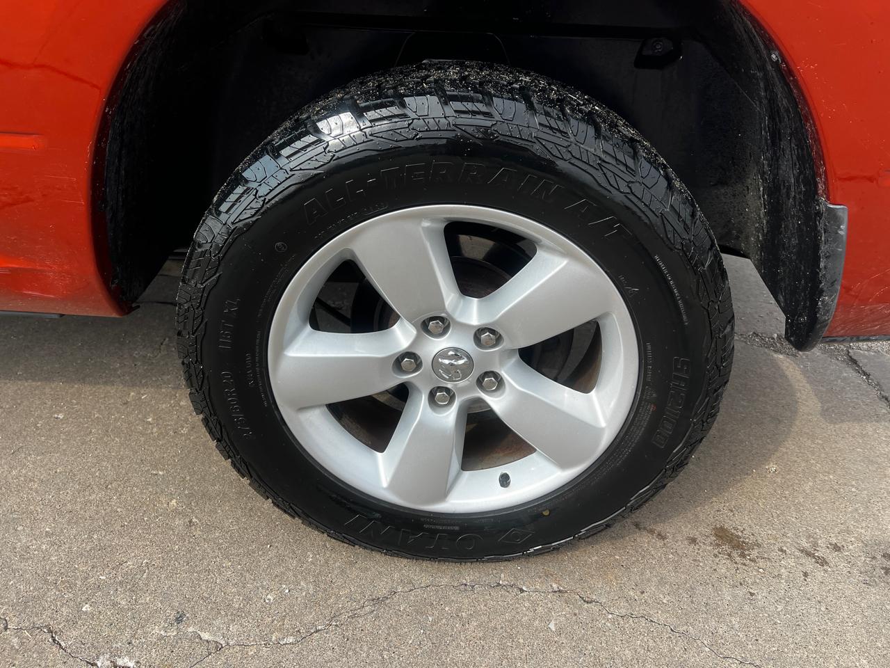 RAM 1500 2WD Crew Cab 140.5" Express 2013