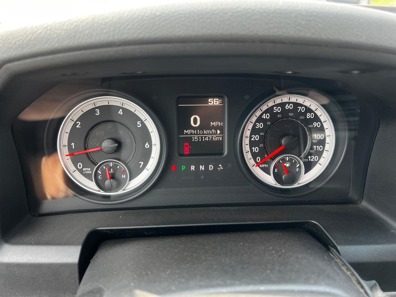 RAM 1500 2WD Crew Cab 140.5" Express 2013