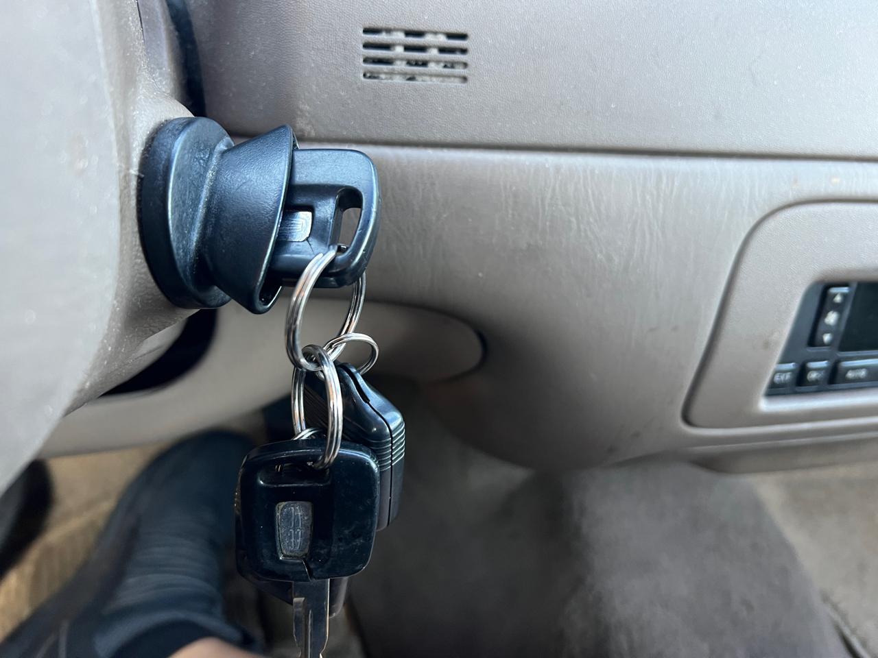 Lincoln Town Car 4dr Sdn Signature 2000