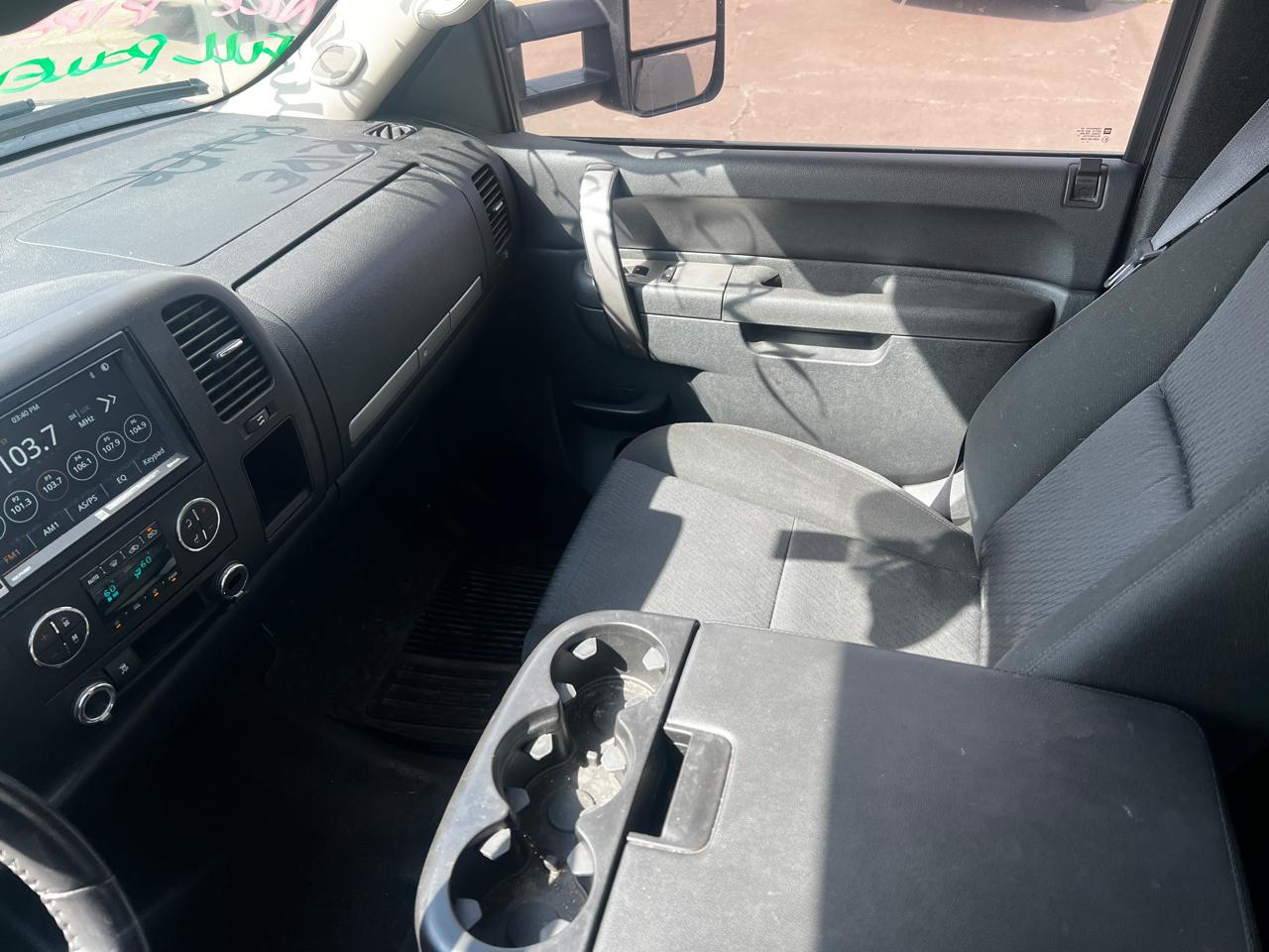 Chevrolet Silverado 1500 4WD Ext Cab 143.5" LT 2011