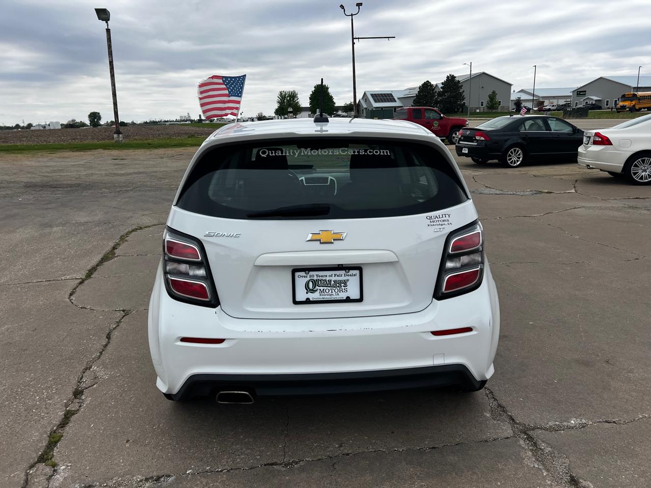 Chevrolet Sonic 5dr HB Auto LT w/1SD 2017