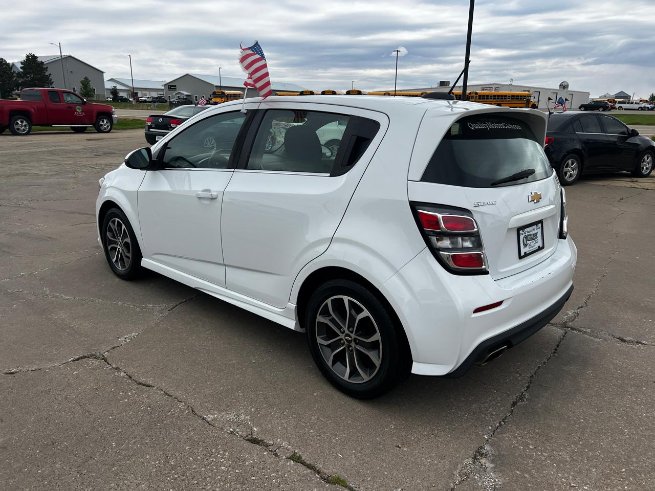 Chevrolet Sonic 5dr HB Auto LT w/1SD 2017