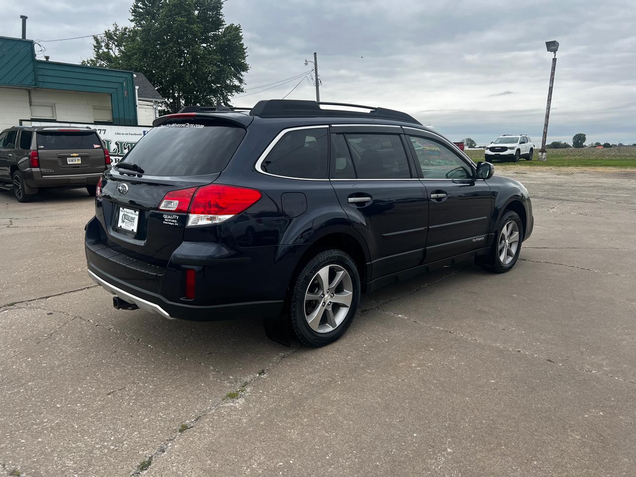 Subaru Outback 4dr Wgn H4 Auto 2.5i Limited 2014