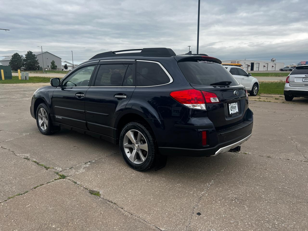 Subaru Outback 4dr Wgn H4 Auto 2.5i Limited 2014