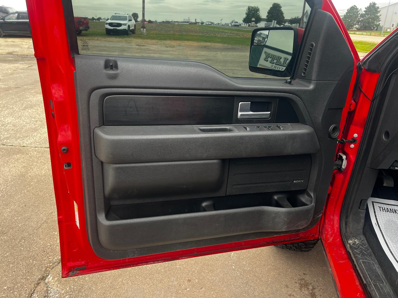 Ford F-150 4WD SuperCrew 145" King Ranch 2014