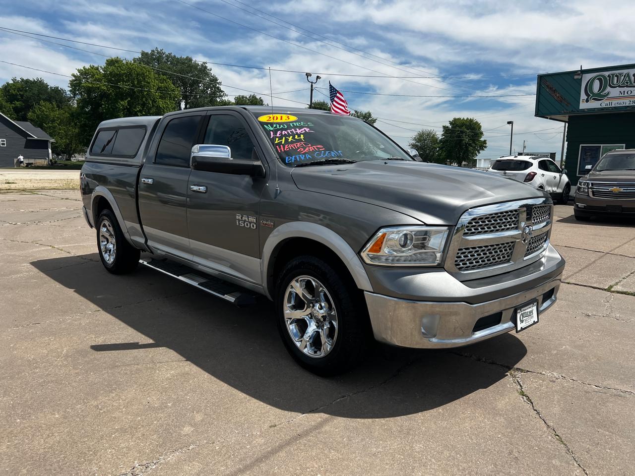 RAM 1500 4WD Crew Cab 149" Laramie 2013