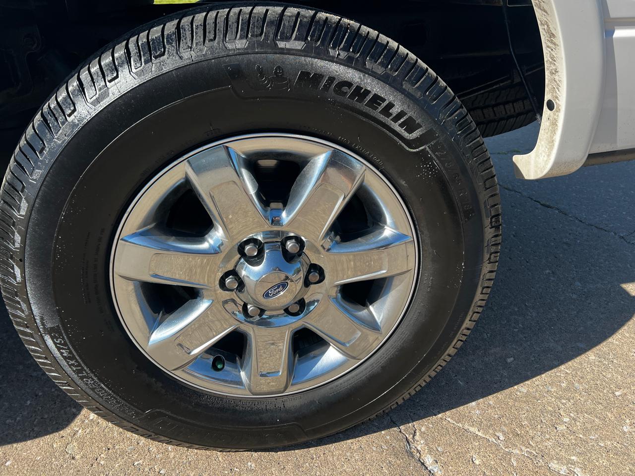 Ford F-150 4WD SuperCrew 139" Lariat 2013