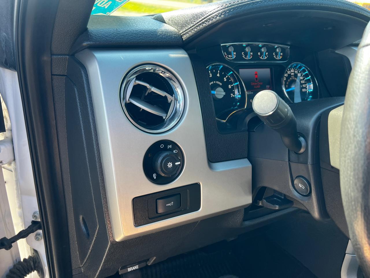 Ford F-150 4WD SuperCrew 139" Lariat 2013