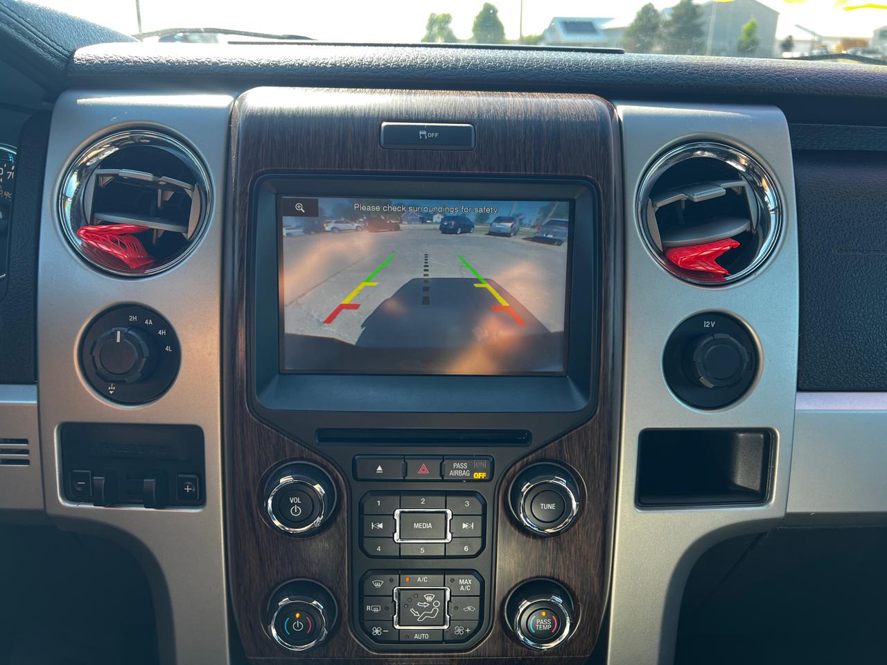 Ford F-150 4WD SuperCrew 139" Lariat 2013