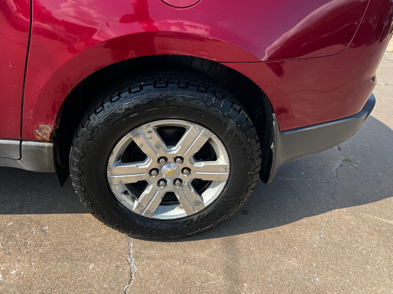 Chevrolet Traverse FWD 4dr LT w/1LT 2011