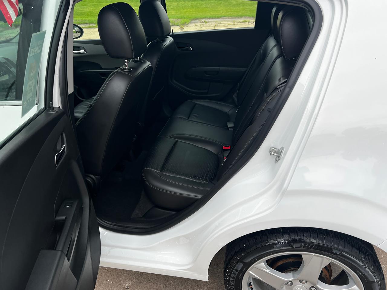 Chevrolet Sonic 5dr HB Auto LTZ 2015