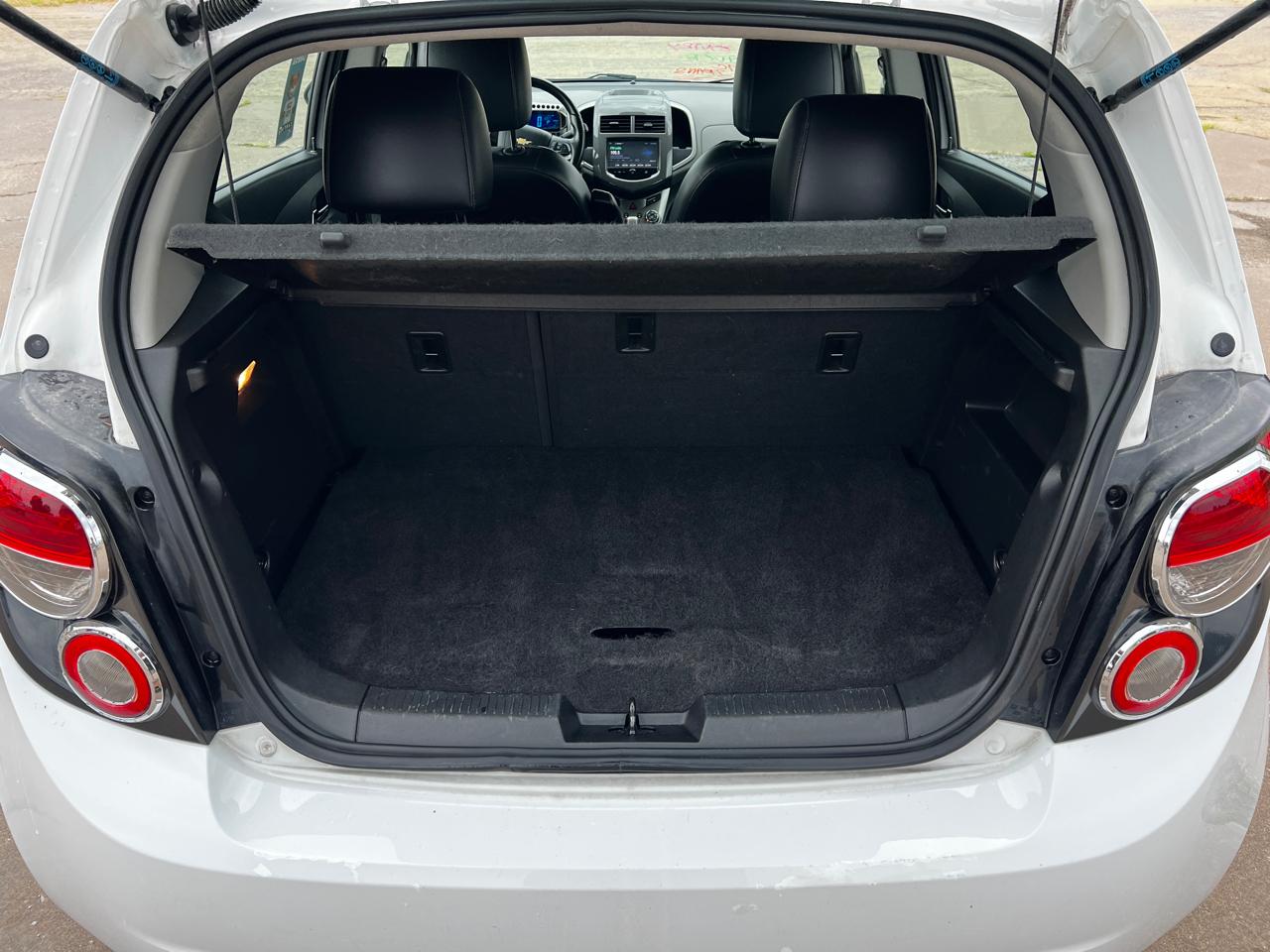 Chevrolet Sonic 5dr HB Auto LTZ 2015