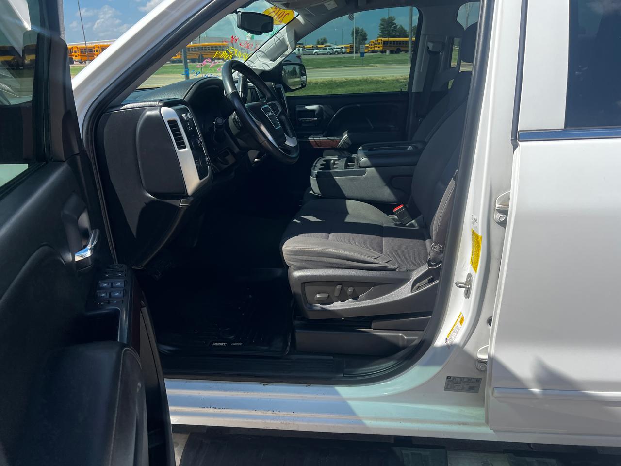 GMC Sierra 1500 4WD Crew Cab 143.5" SLE 2015
