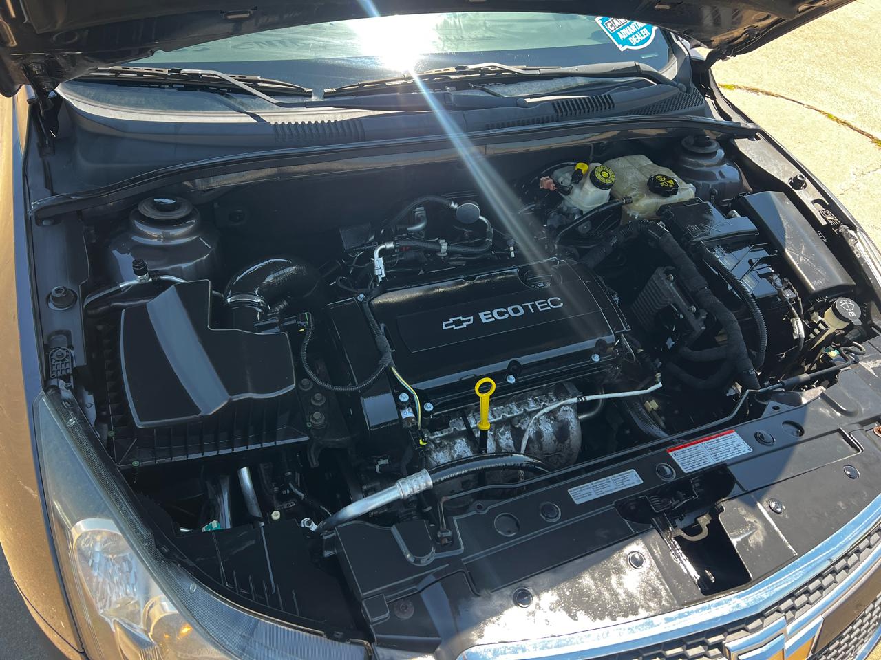 Chevrolet Cruze 4dr Sdn LS 2011