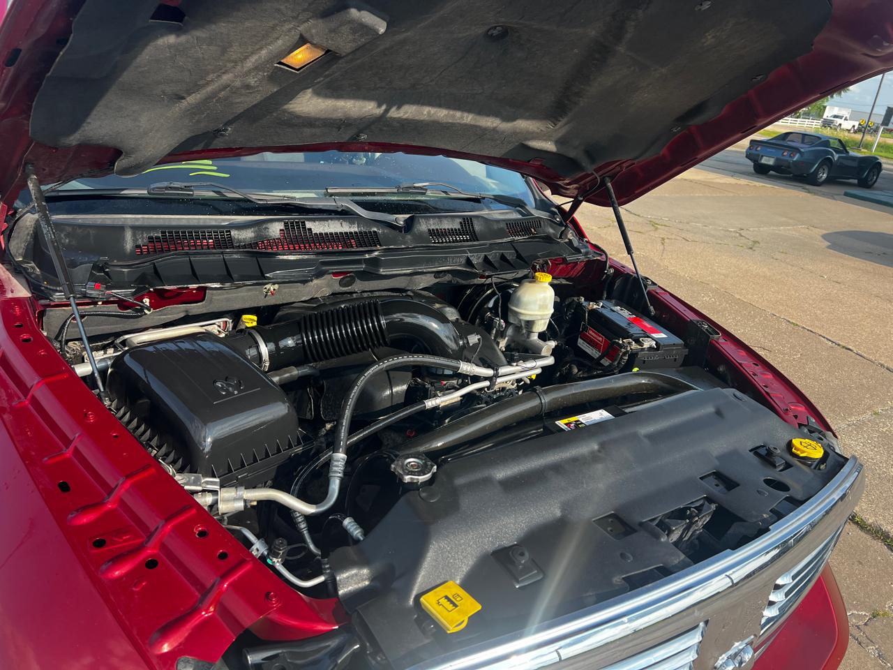 RAM 1500 4WD Crew Cab 140.5" Lone Star 2013
