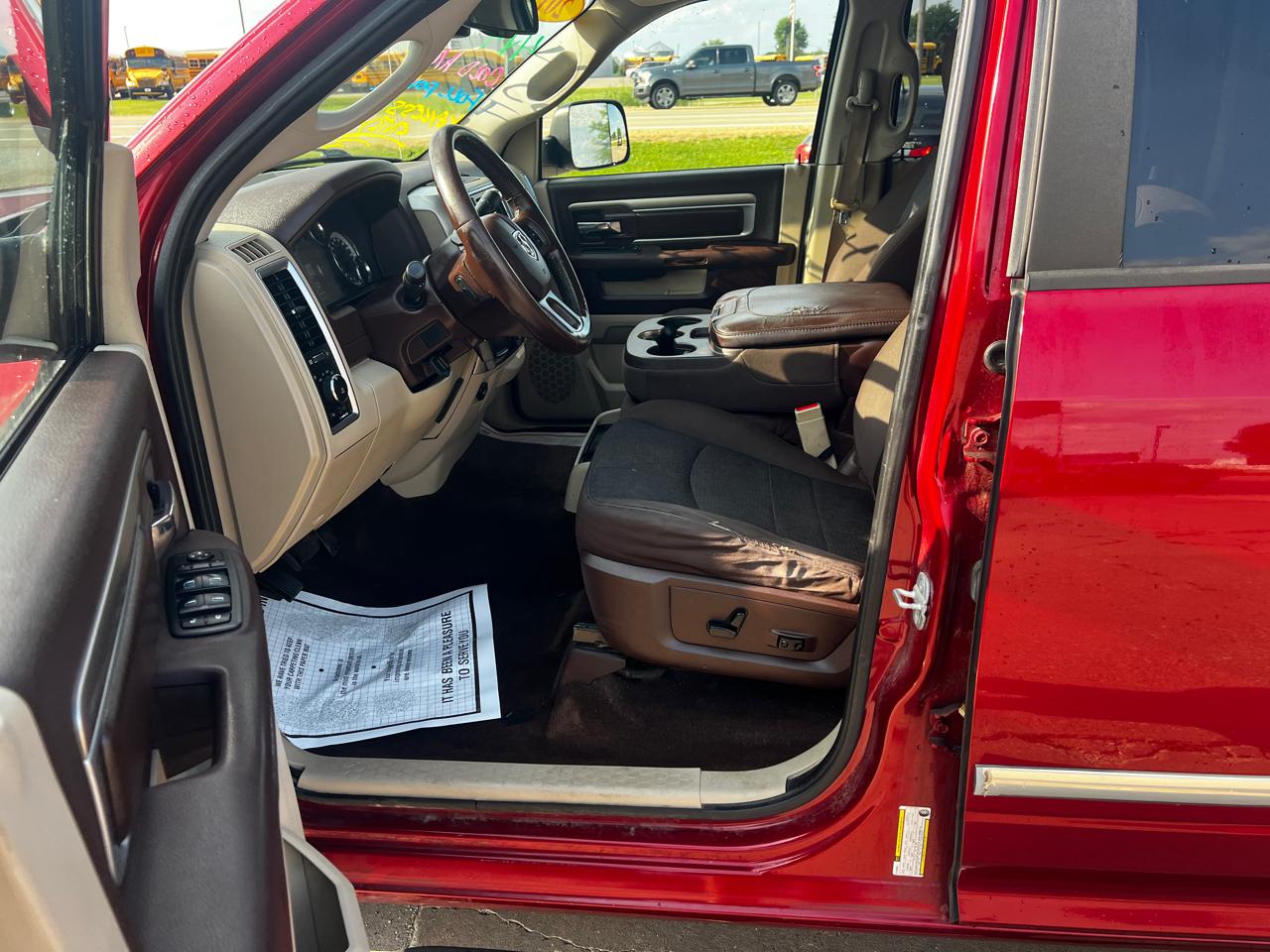 RAM 1500 4WD Crew Cab 140.5" Lone Star 2013
