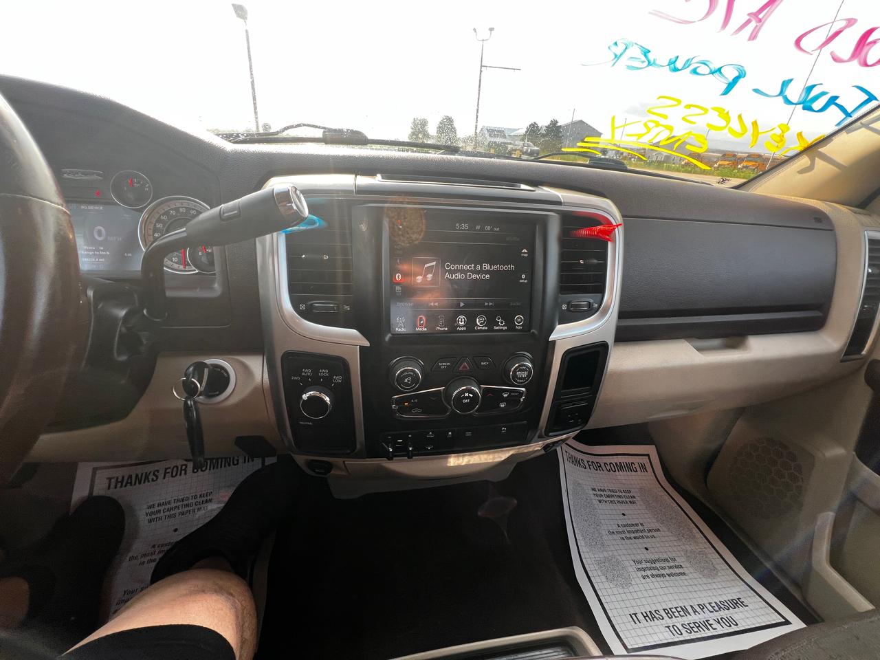 RAM 1500 4WD Crew Cab 140.5" Lone Star 2013